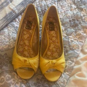 Mix No. 6 Shoes - Yellow Mix No. 6 yellow canvas cork wedges size 8 Mix No. 6 Shoes - Yellow Mix No. 6 yellow canvas cork wedges size 8